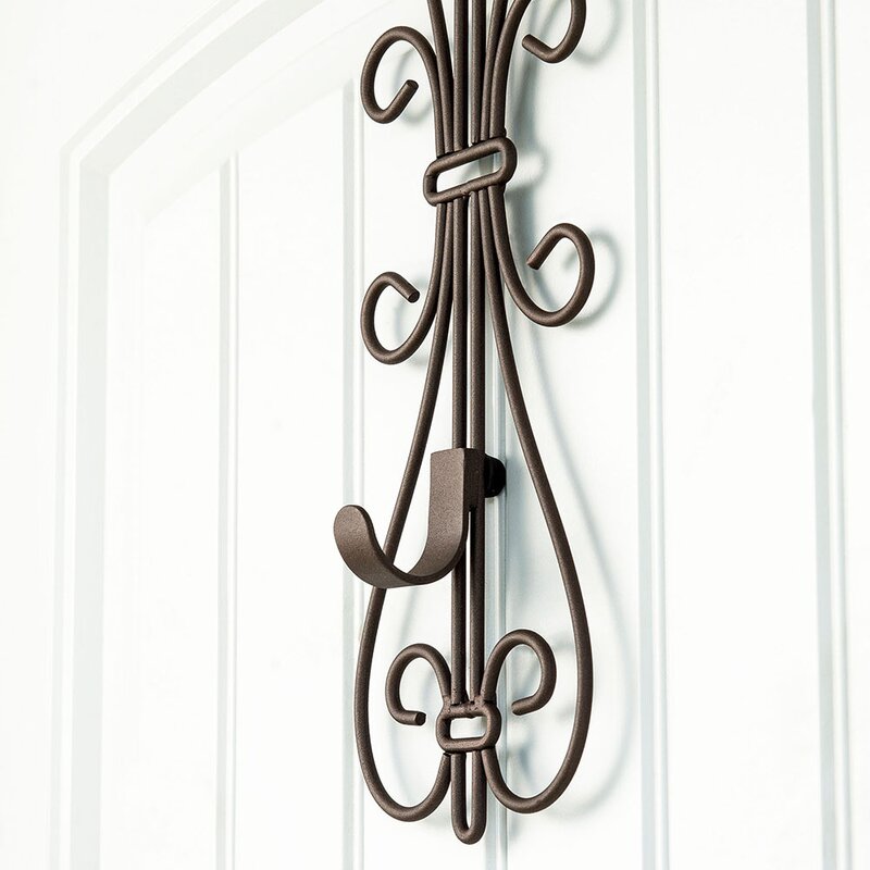 Elegant Adjustable Wreath Hanger