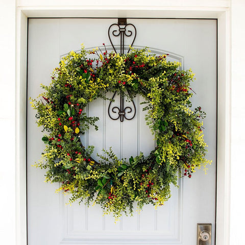 Elegant Adjustable Wreath Hanger