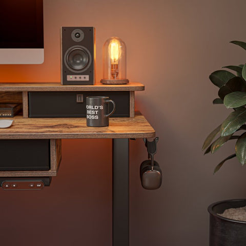 Emanuiel Desk