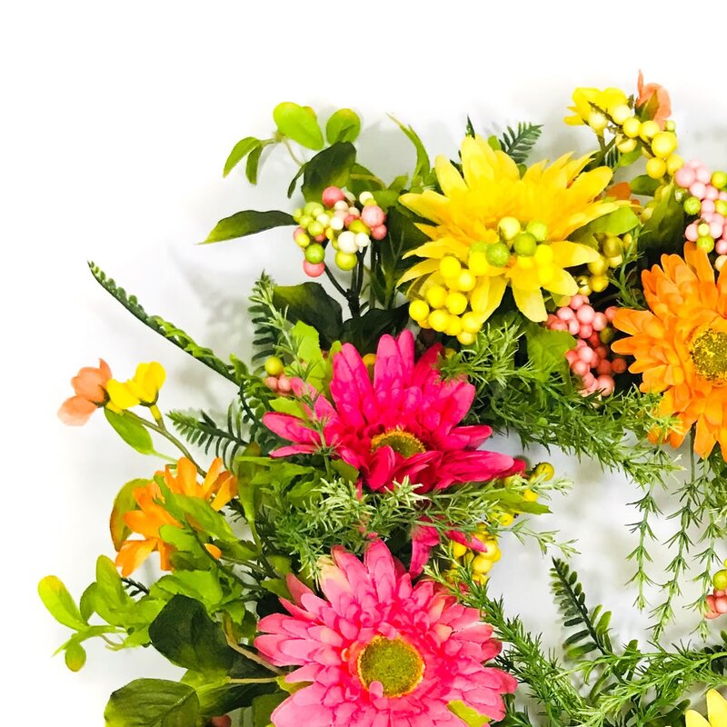 Faux Daisy Polyester 24'' Wreath