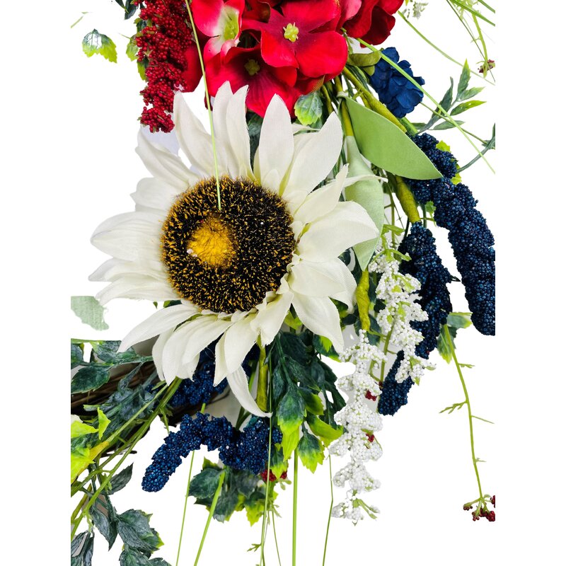 Faux Mixed Assortment Twig 24'' Wreath