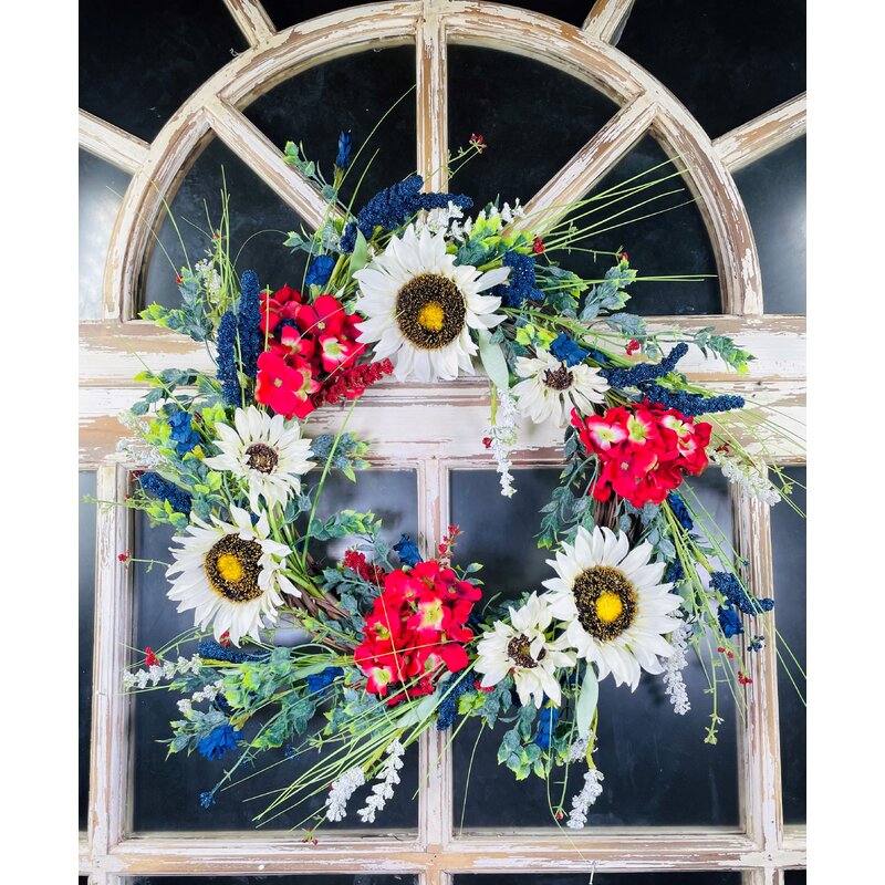Faux Mixed Assortment Twig 24'' Wreath