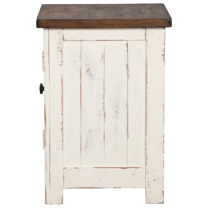 Hannah-Rosalie End Table