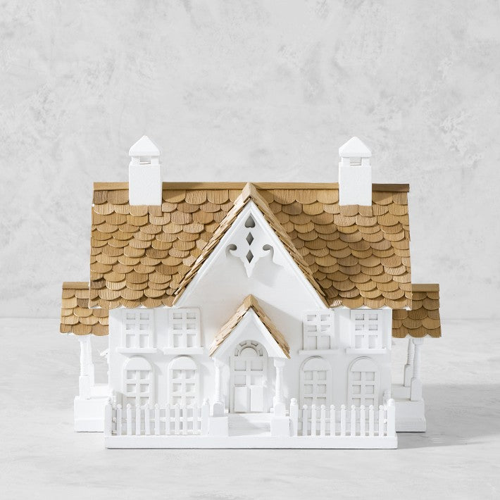 Wrension Birdhouse in White