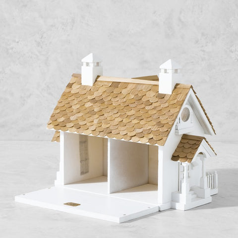 Wrension Birdhouse in White